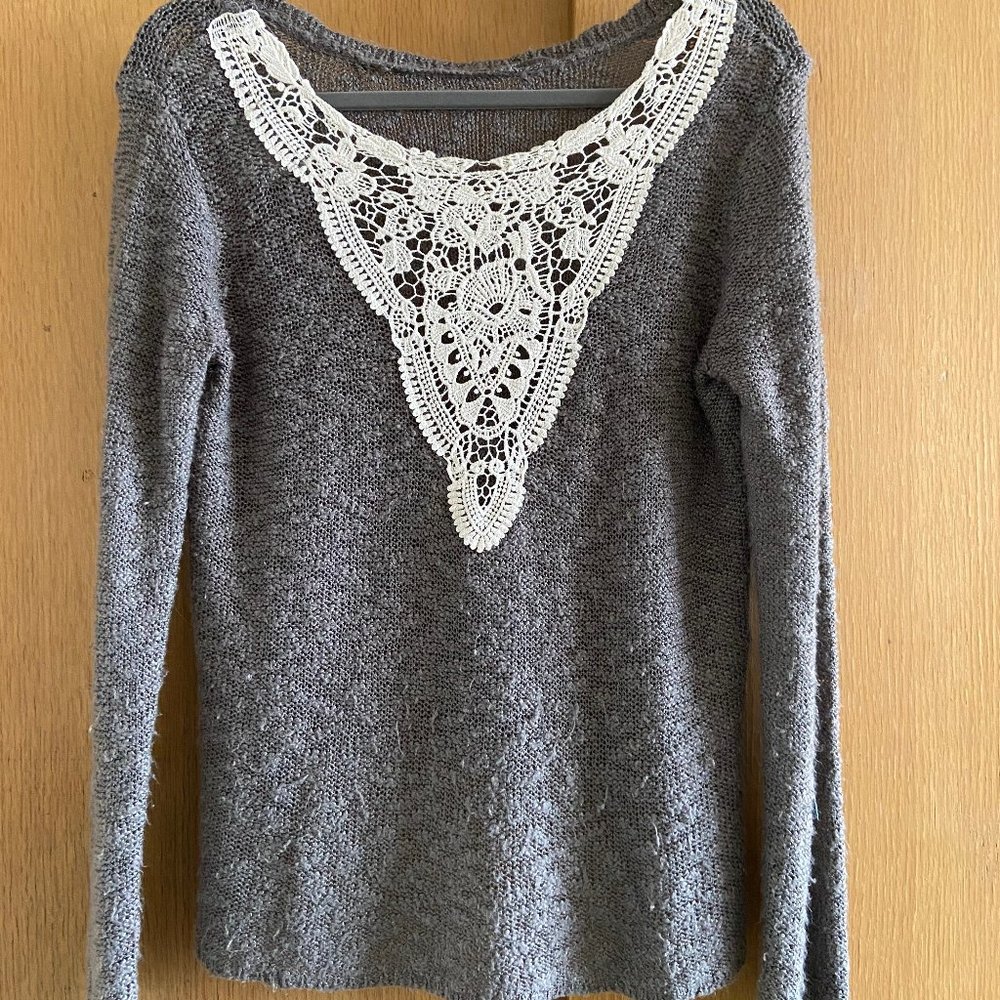 Lacy back grey sweater